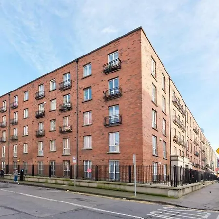 Central 1-bed In 1