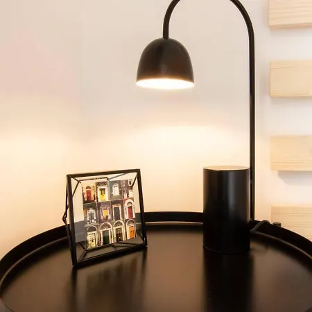 Central 1-bed In 1 Lejlighed