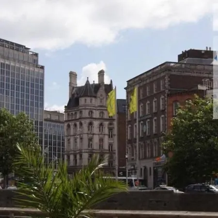 Central 1-bed In 1